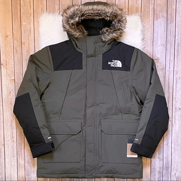 The North Face Men’s McMurdo Parka In New Taupe Green - Picture 2 of 10